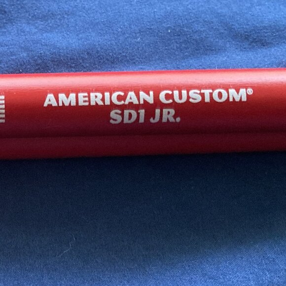 Vic Firth American Custom SD1 Jr. Drumsticks SD1 JR Student Size Red - Picture 3 of 4